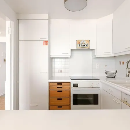 Casiola - New With Beautiful Sea View Apartment *