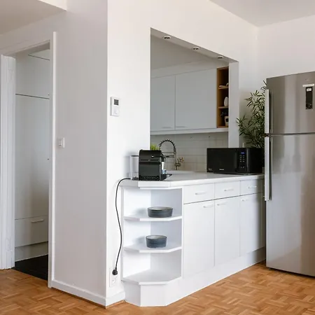 Huswell - New With Beautiful Sea View Apartment *