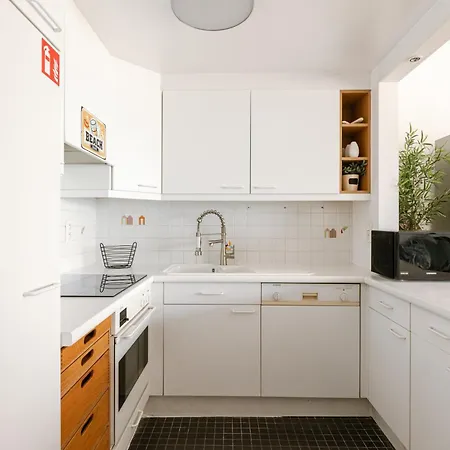 Huswell - New With Beautiful Sea View Apartman *