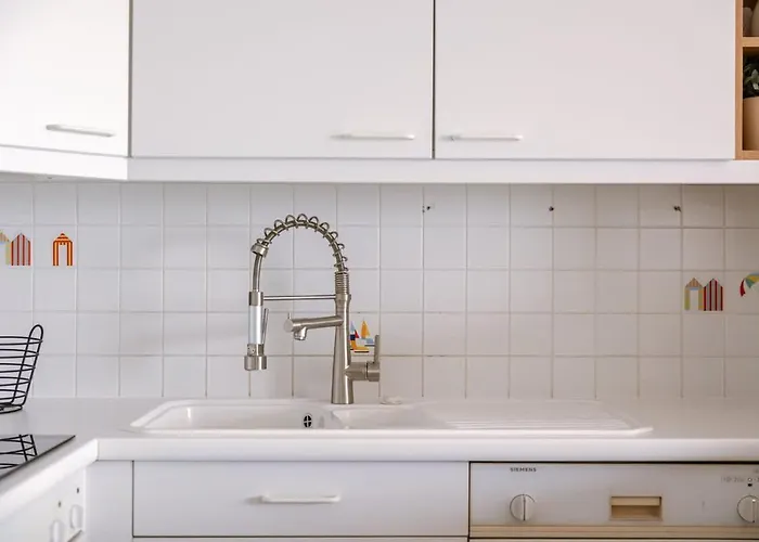 Casiola - New With Beautiful Sea View Appartement *